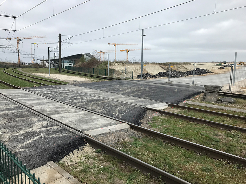 Bahnübergang fertig: Auf nach Kronsrode