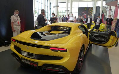 Ferrari elektrisiert