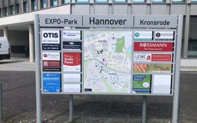Neuer Wegweiser am Expo Bahnhof